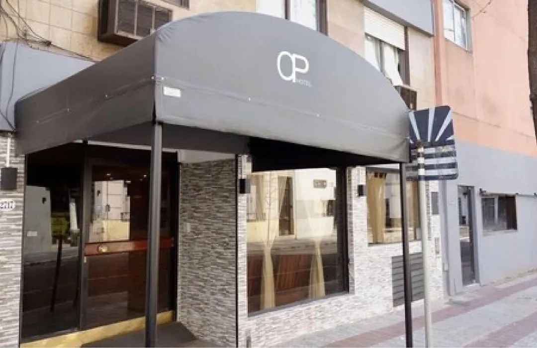 Once Plaza Hotel-1